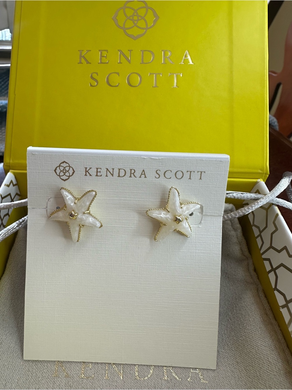 Kendra Scott Parker Starfish Gold Stud Earrings